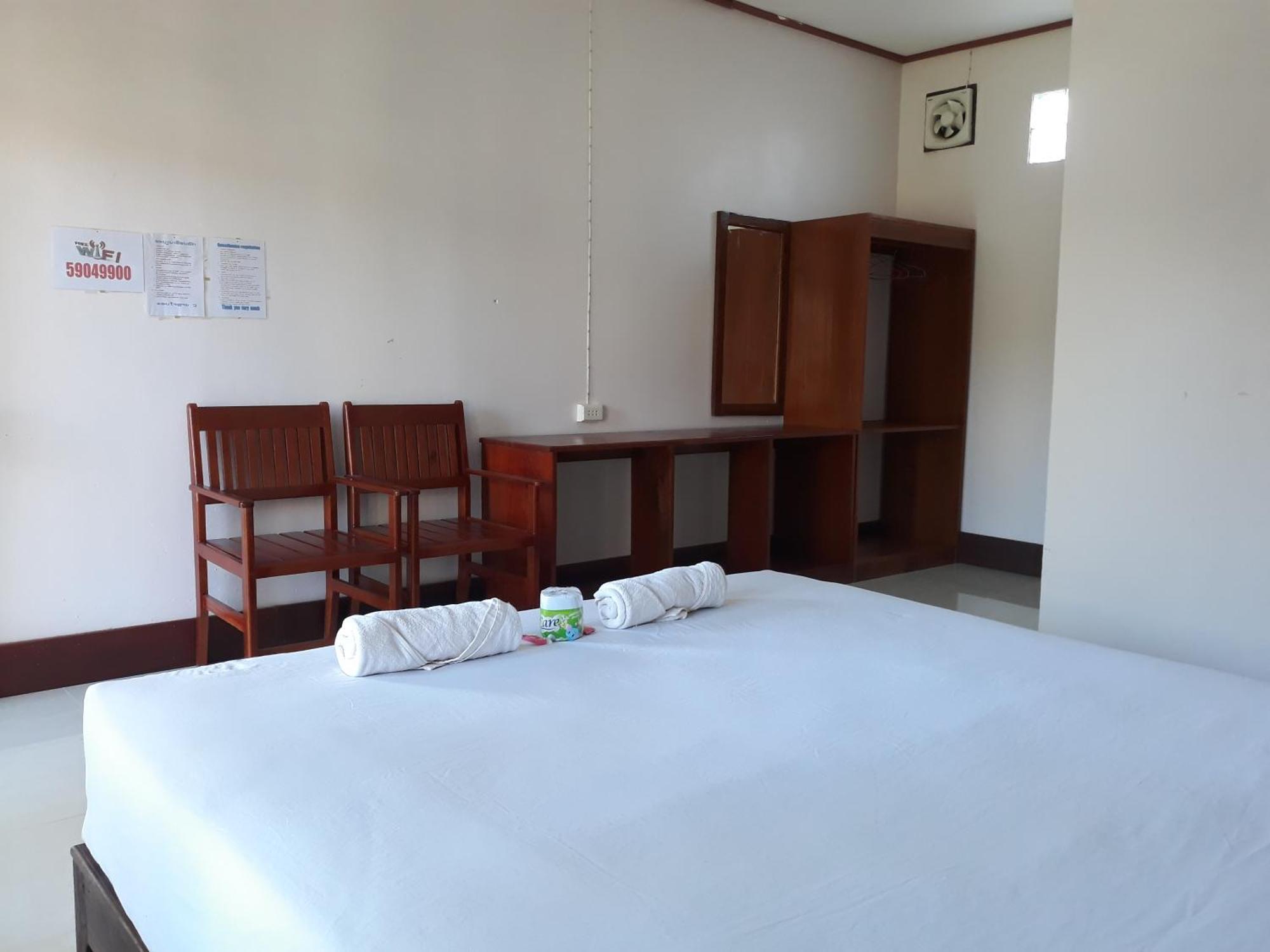 Mama Leurth Sunset Guesthouse Дон-Дет Екстер'єр фото